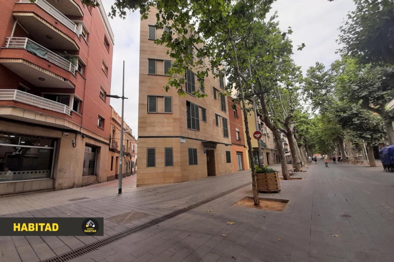 Hostal Rambla Sant Boi de Llobregat Bagian luar foto