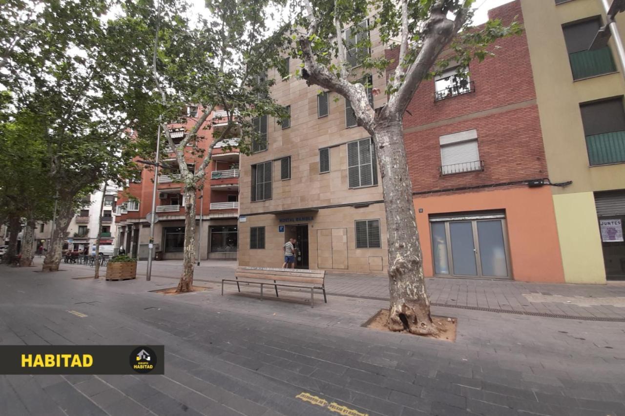 Hostal Rambla Sant Boi de Llobregat Bagian luar foto
